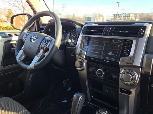 Used 2024 Toyota 4Runner SR5 image 7