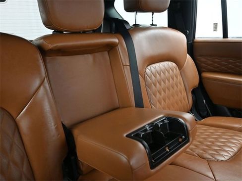Used 2022 INFINITI QX80 Sensory w/ All-Season Package image 22