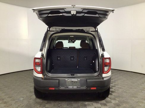 Used 2023 Ford Bronco Sport Outer Banks w/ Tech Package image 11