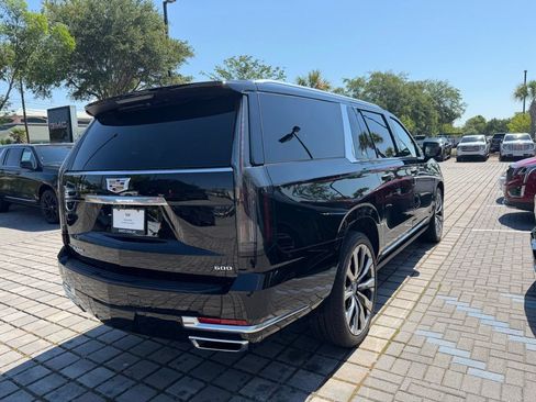 Certified 2026 Cadillac Escalade ESV Luxury w/ Touring Package AWD/4WD image 5