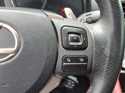 Used 2016 Lexus RC 200t RWD image 32