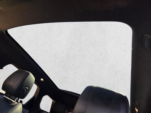 Used 2020 Land Rover Range Rover Evoque First Edition image 14