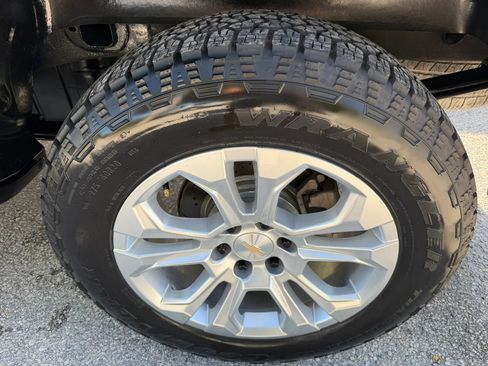 Used 2023 Chevrolet Silverado 1500 RST RWD image 27