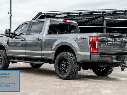 Used 2022 Ford F250 Lariat w/ Black Appearance Package image 2