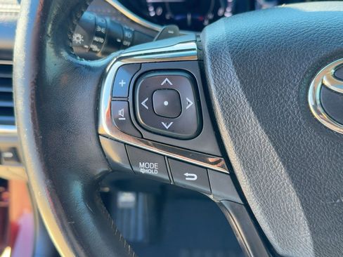 Used 2014 Toyota Avalon Limited w/ Technology Package image 16