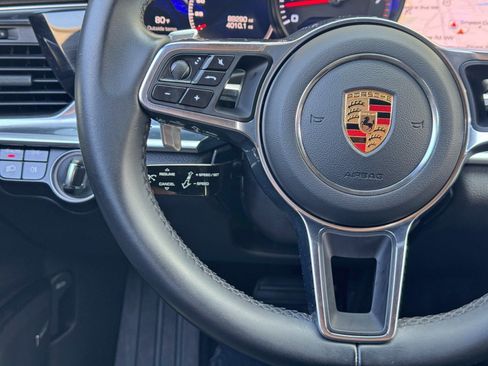 Used 2019 Porsche Panamera RWD image 20