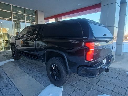 Used 2025 Chevrolet Silverado 2500 LTZ w/ Trail Boss Package image 13