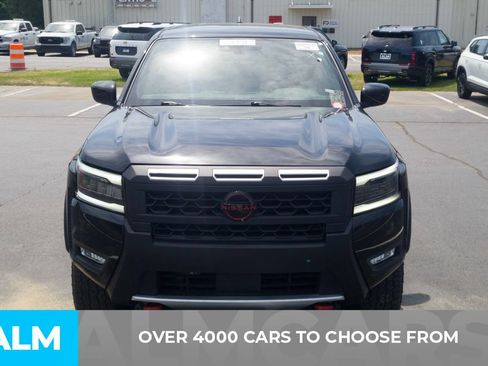 Used 2026 Nissan Frontier PRO-4X AWD/4WD image 2