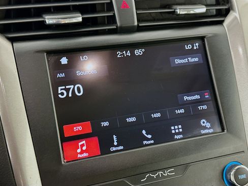 Used 2019 Ford Fusion SE AWD/4WD image 21