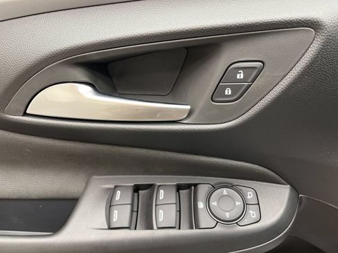 New 2026 Buick Envista Sport Touring w/ Convenience I Package FWD image 7