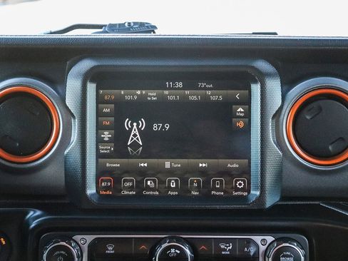 Used 2023 Jeep Gladiator Mojave w/ Trailer Tow Package image 18