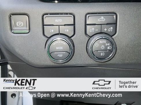 Used 2023 Chevrolet Silverado 1500 RST w/ Redline Edition image 31