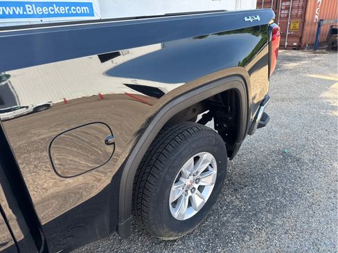 Used 2024 GMC Sierra 1500 SLE AWD/4WD image 17