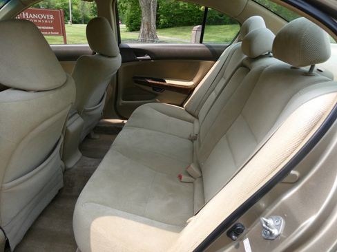 Used 2009 Honda Accord EX image 19
