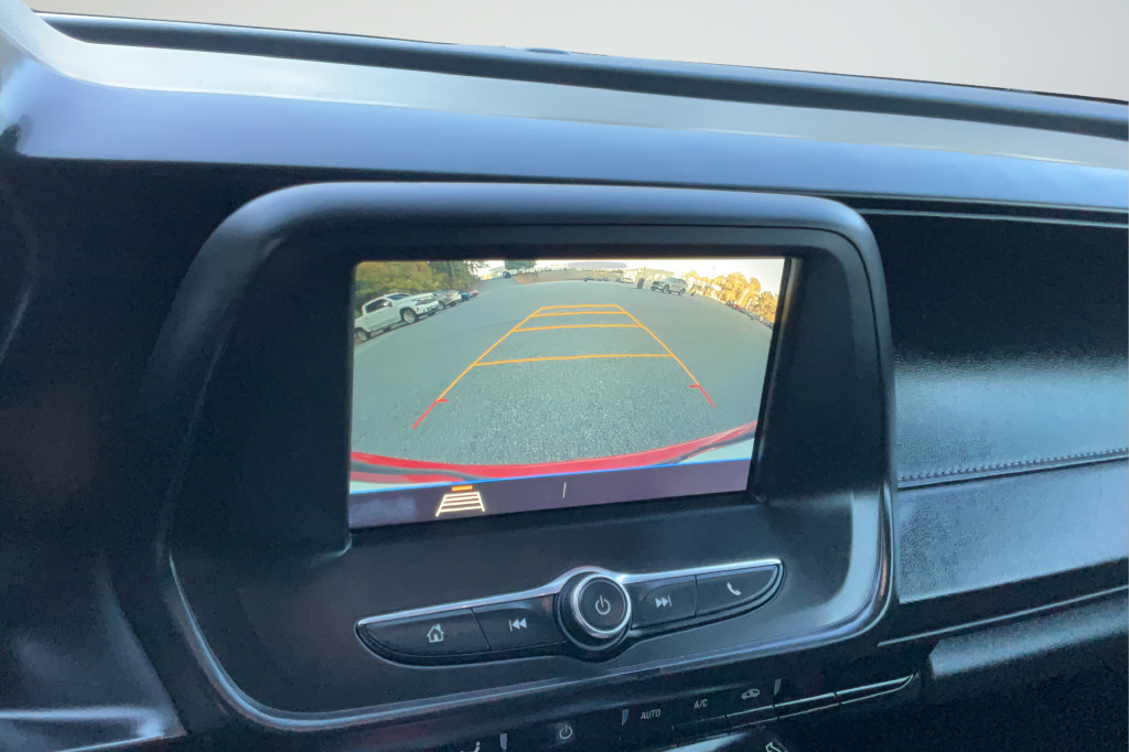 Used 2019 Chevrolet Camaro LS RWD image 15