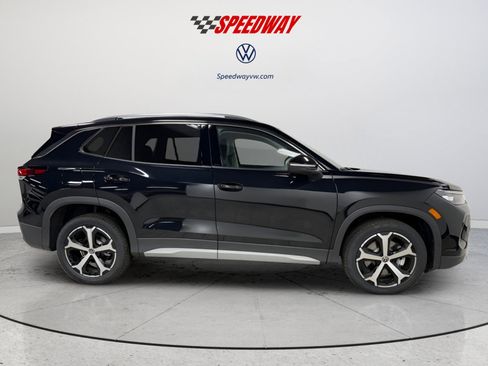 New 2026 Volkswagen Tiguan SE AWD/4WD image 8