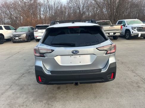 Used 2021 Subaru Outback Premium image 8