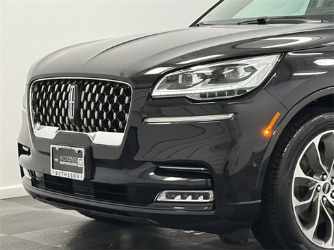 Used 2022 Lincoln Aviator Grand Touring w/ Equipment Group 301A image 2