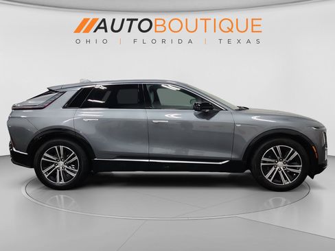 Used 2023 Cadillac Lyriq 2WD image 6