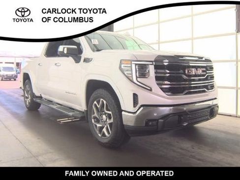 Used 2024 GMC Sierra 1500 SLT w/ SLT Premium Plus Package AWD/4WD image 2