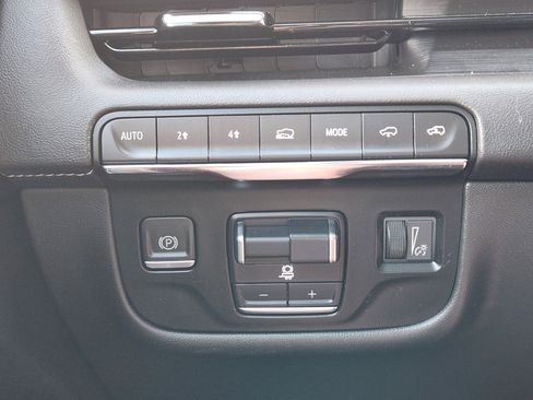 Used 2023 Cadillac Escalade ESV Sport w/ LPO, ONYX Package image 21