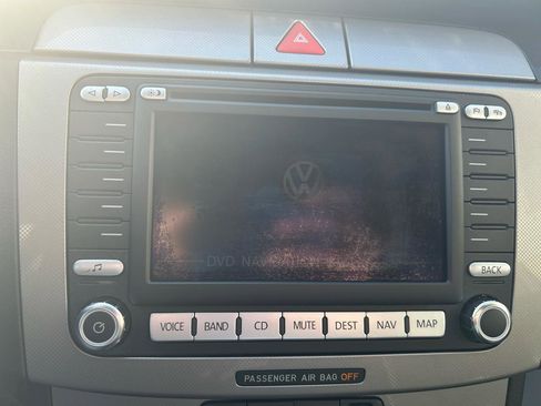 Used 2007 Volkswagen Passat Wolfsburg Edition image 22