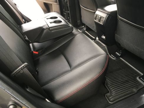 Used 2020 Toyota 4Runner Venture w/ Moonroof Package AWD/4WD image 28