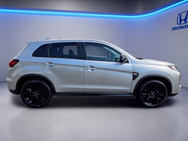 Used 2025 Mitsubishi Outlander Sport ES AWD/4WD image 3