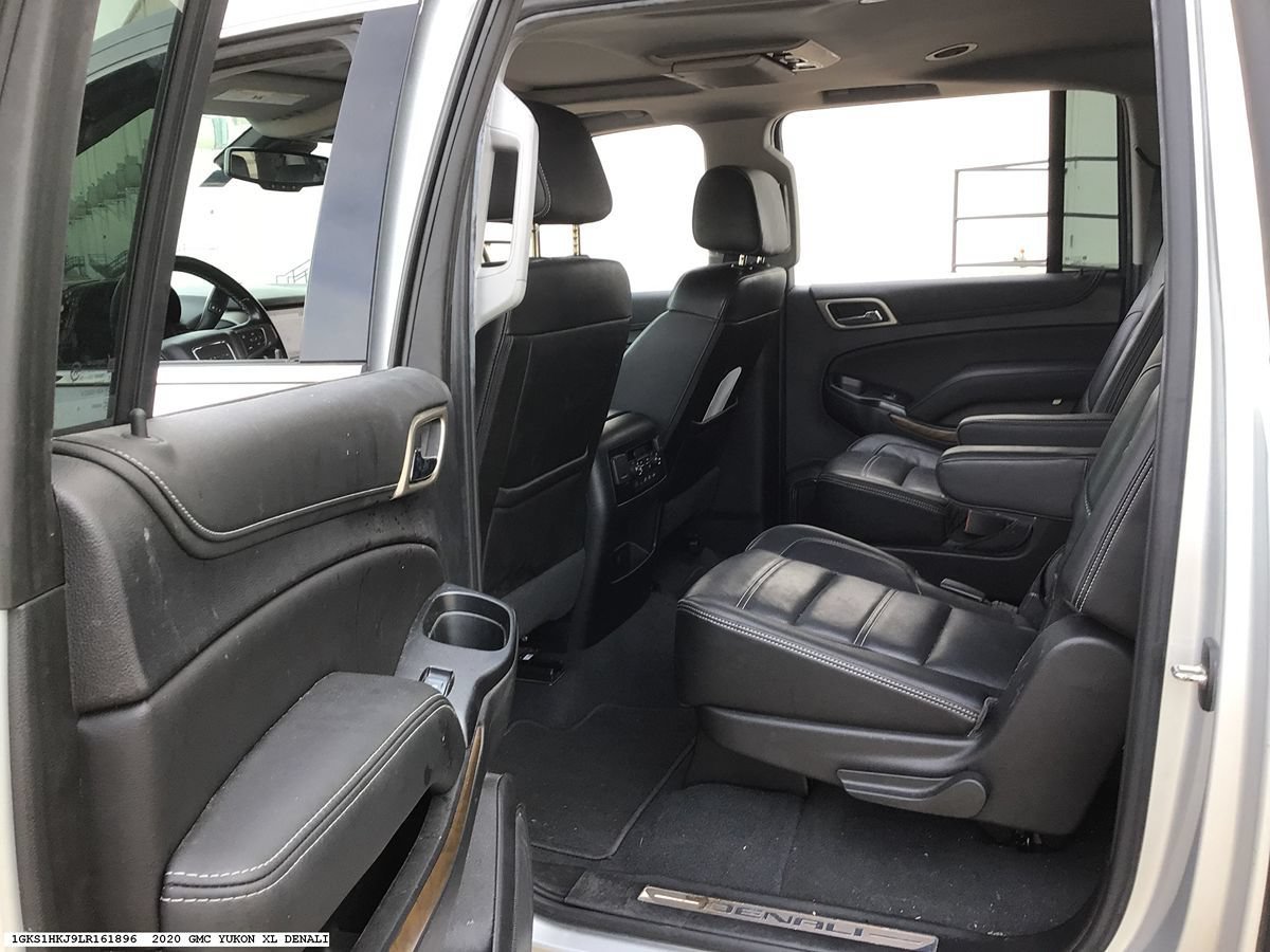 Used 2020 GMC Yukon XL Denali w/ Denali Ultimate Package RWD image 14