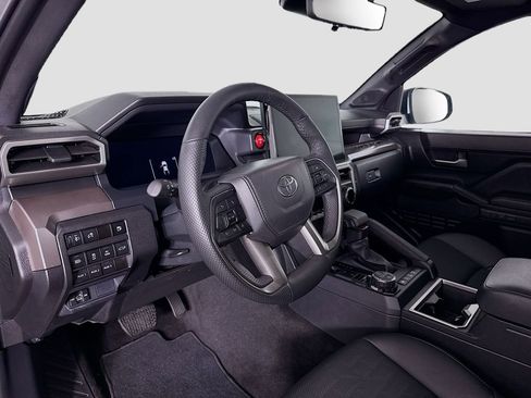 Certified 2025 Toyota Tacoma TRD Off-Road w/ TRD Off Road Premium Package image 9