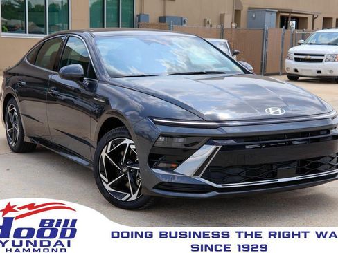New 2026 Hyundai Sonata SEL FWD image 1