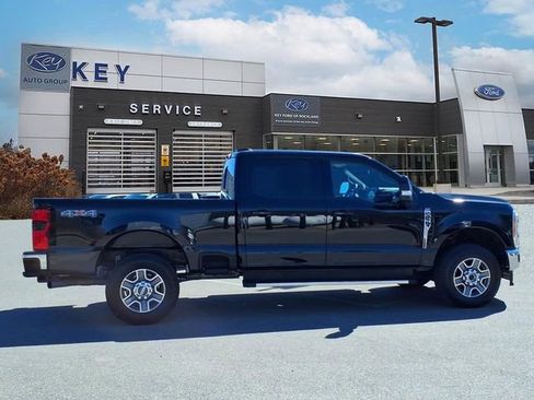 Used 2023 Ford F250 Lariat AWD/4WD image 4