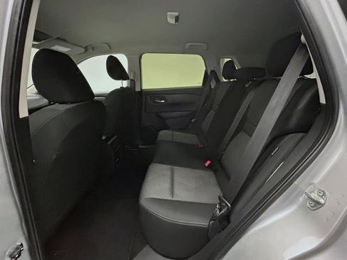 Certified 2025 Nissan Rogue SV AWD/4WD image 19
