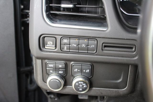 Used 2021 GMC Yukon SLT AWD/4WD image 13