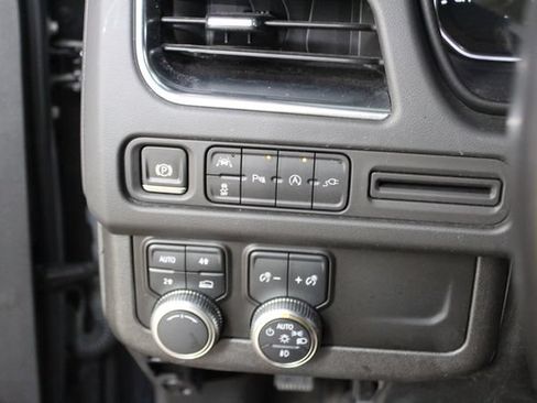 Used 2021 GMC Yukon SLT AWD/4WD image 13