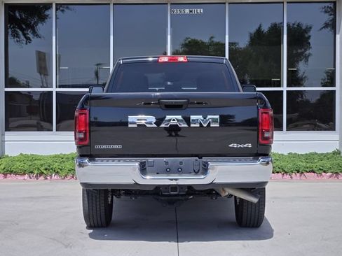 Certified 2025 RAM 2500 Big Horn AWD/4WD image 6
