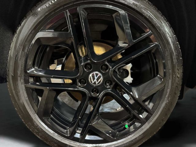Used 2026 Volkswagen Tiguan SE R-Line AWD/4WD image 32
