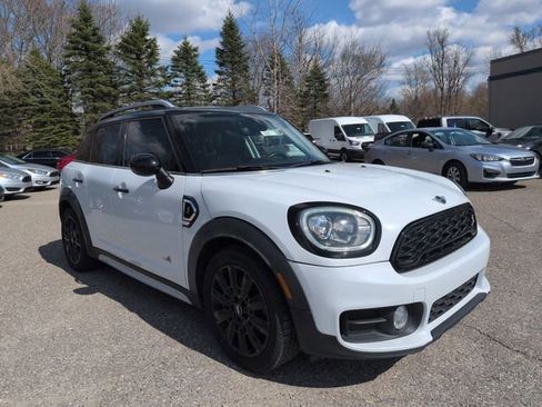 Used 2019 MINI Cooper Countryman S w/ Premium Package image 11