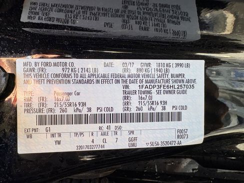 Used 2017 Ford Focus SE image 17