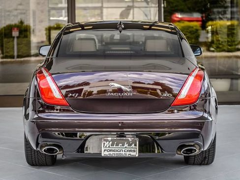 Used 2016 Jaguar XJ R-Sport RWD image 8