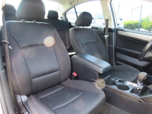 Used 2017 Subaru Legacy 2.5i Premium w/ Popular Package #1 AWD/4WD image 42