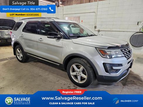 Used 2016 Ford Explorer XLT w/ Equipment Group 202A AWD/4WD image 5