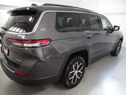 Certified 2025 Jeep Grand Cherokee L Limited AWD/4WD image 24