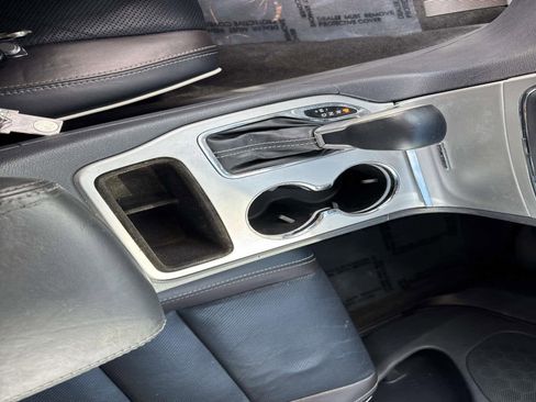 Used 2016 Jeep Grand Cherokee Overland image 27