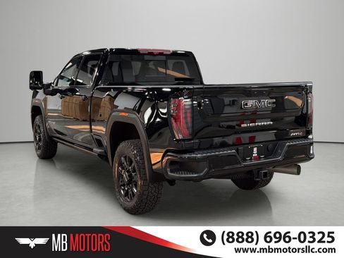 Used 2024 GMC Sierra 2500 AT4 w/ Technology Package AWD/4WD image 3