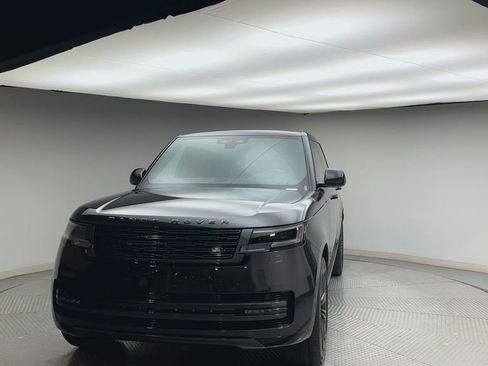 New 2026 Land Rover Range Rover Long Wheelbase SE image 7