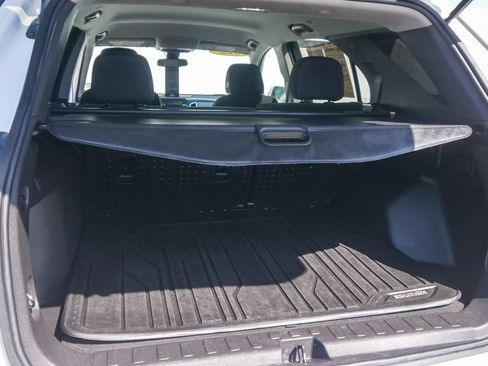 Used 2022 Chevrolet Equinox LT w/ LPO, Floor Liner Package FWD image 24