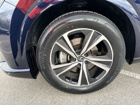 Used 2024 Lexus RX 350 FWD w/ Technology Package image 18