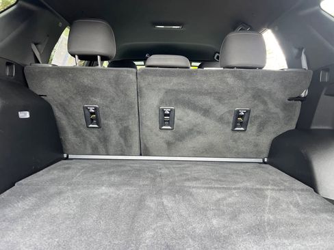 Certified 2025 Chevrolet Equinox LT w/ Safety and Technology Package image 40