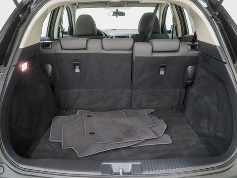 Used 2022 Honda HR-V LX image 10